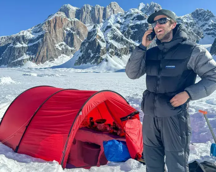 Cele mai bune telefoane satelitare pentru 2026