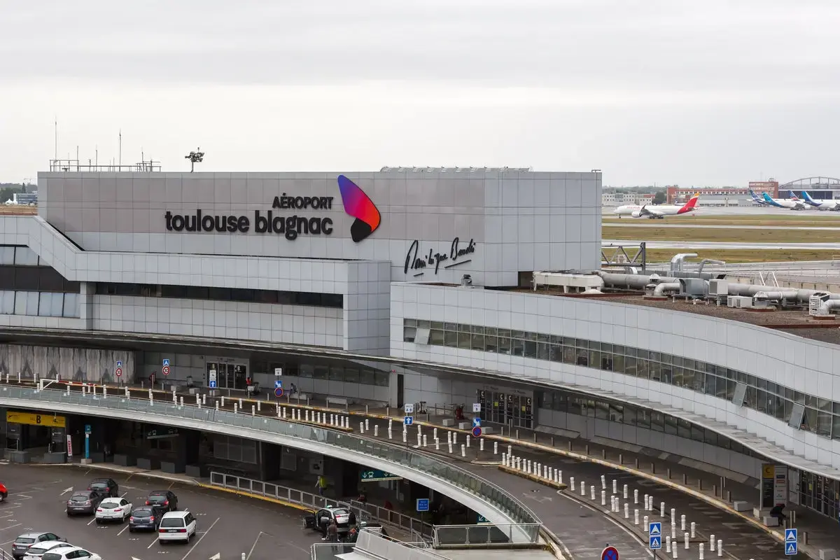 Cozi lungi la aeroportul Toulouse cauzează pierderea zborului