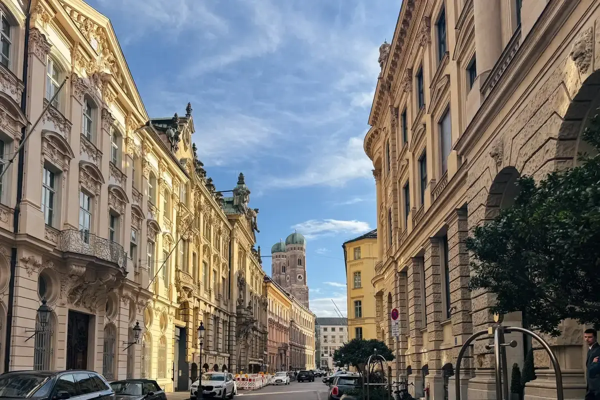 Lufthansa transformă escalele în mini-vacanțe la München