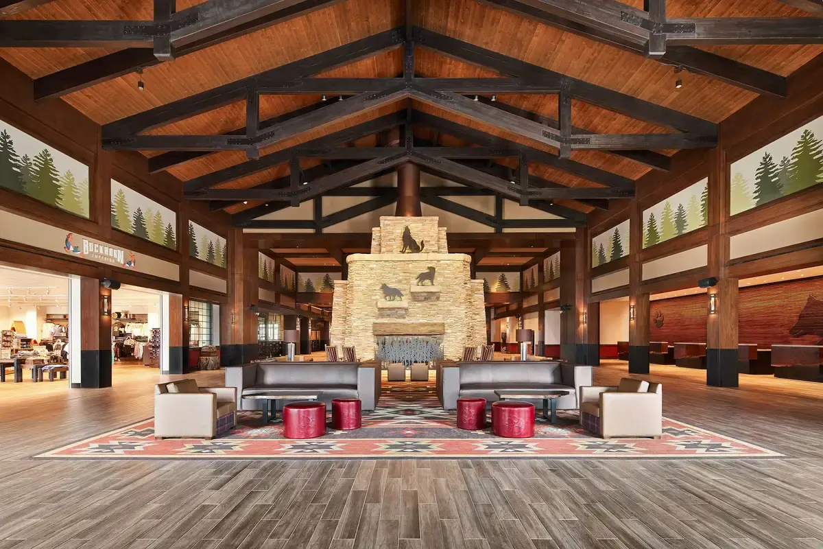 Salvați-vă mult de distracție în familie la Great Wolf Lodge