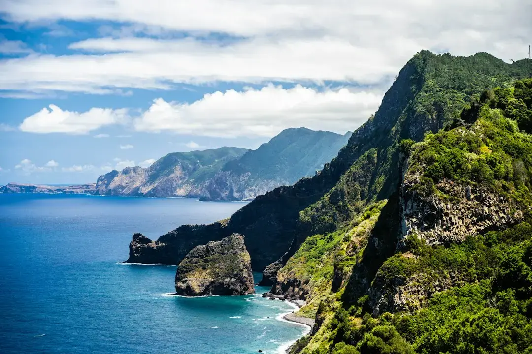 Evadare în Madeira: 7 nopți de vis cu doar 342 de euro