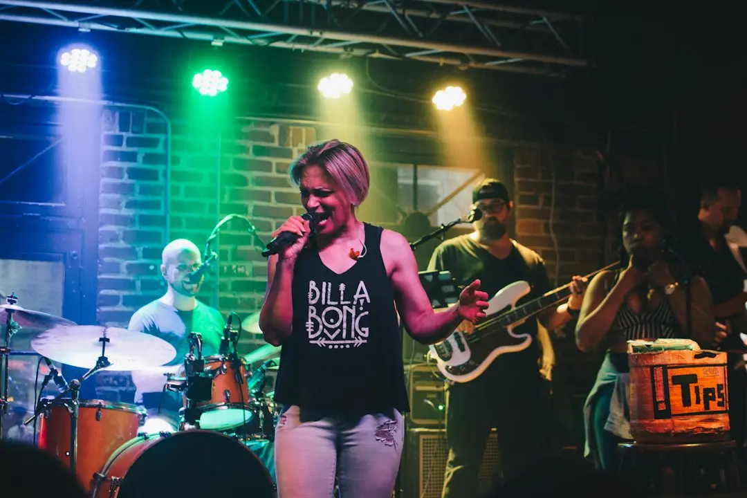 Călătoria pe Ella Rock: cum să traversezi singur în 2025