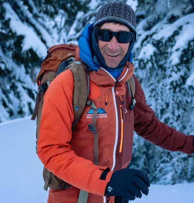 Gabe Coler, previzorul avalanșelor din Oregon, a fost transportat de urgență după un accident de biciclete la Whistler