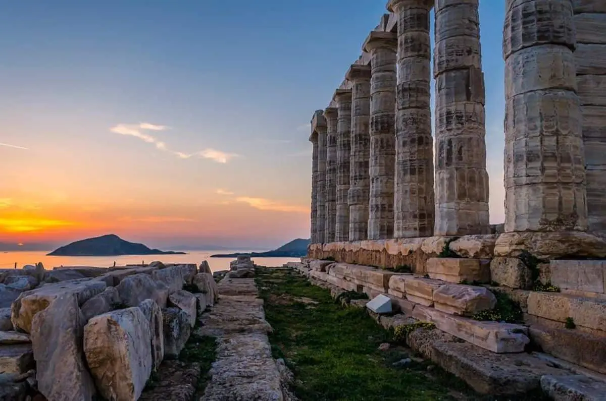 Grecia surprinde Europa cu colombe antice din Tinos, rivalizând cu Anglia în turismul de patrimoniu în 2026