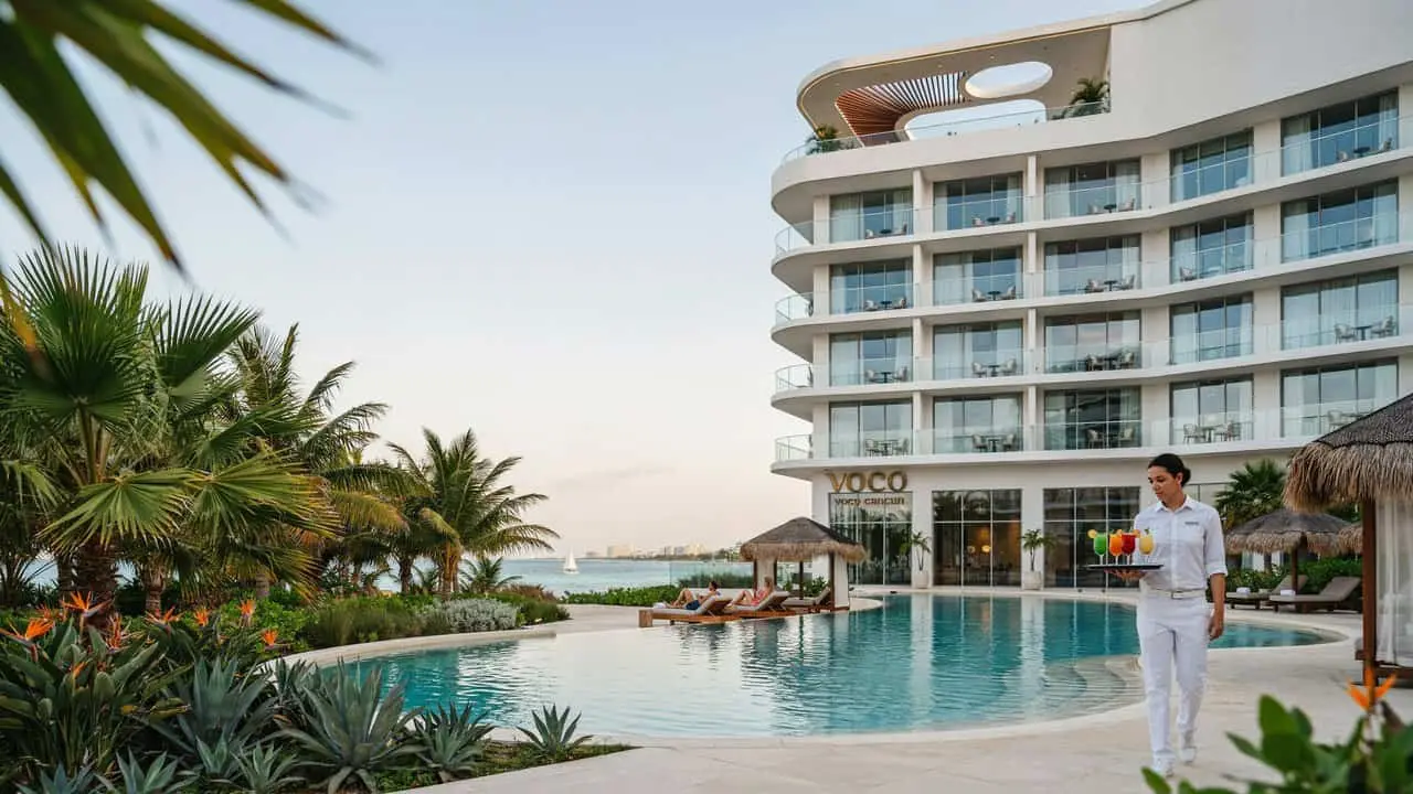 Noul hotel voco din Zona Hotelera din Cancun începe să ia formă