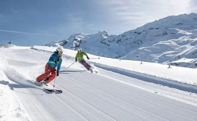 Sezonul de schi pe ghețarul Titlis se amână: când urcăm pe pârtie?