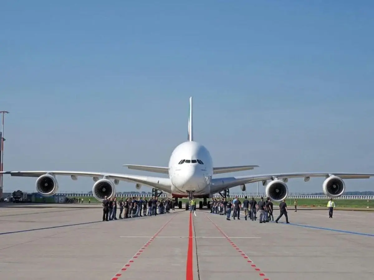 Un zbor de întreținere a A380 a dezvăluit un schimb majestic în aviație internațională