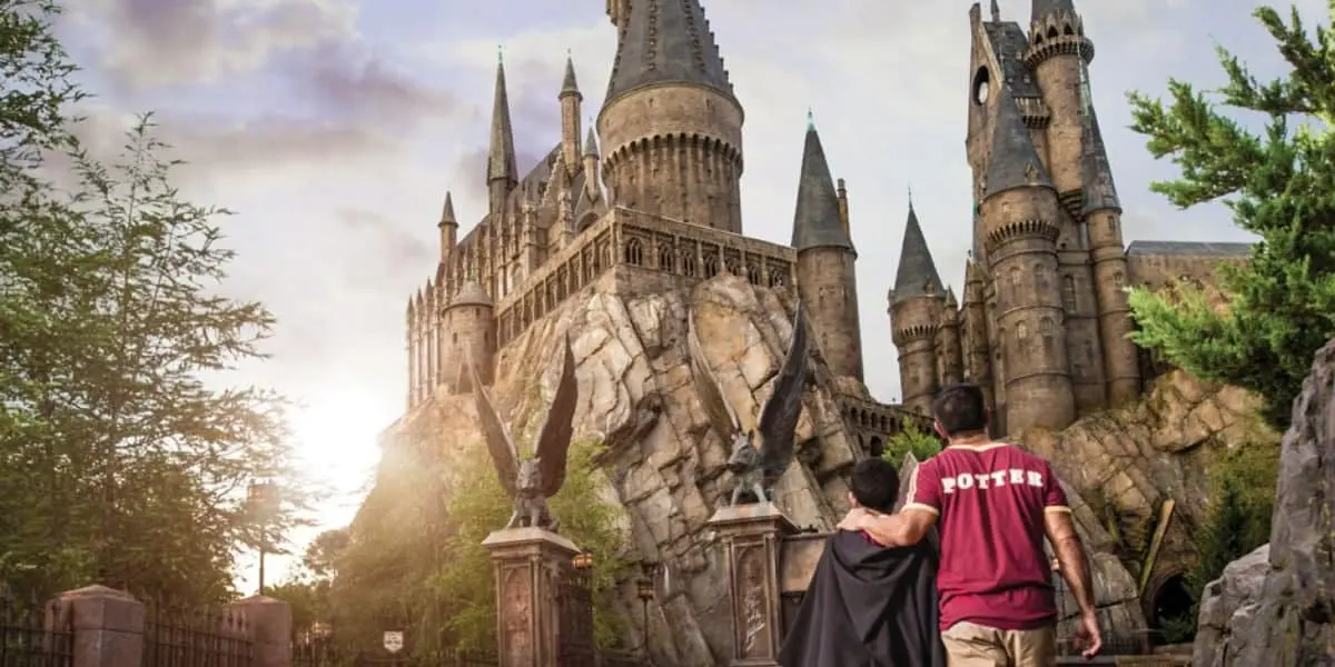 Universal Orlando criticat pentru eliminarea asistenței la oaspeții de mărime